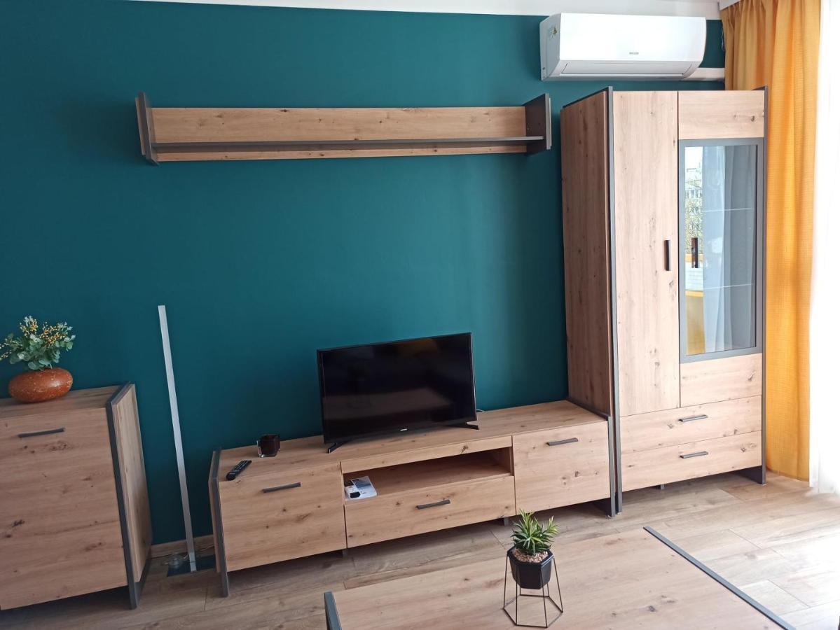 Aron Apartman Печ Экстерьер фото
